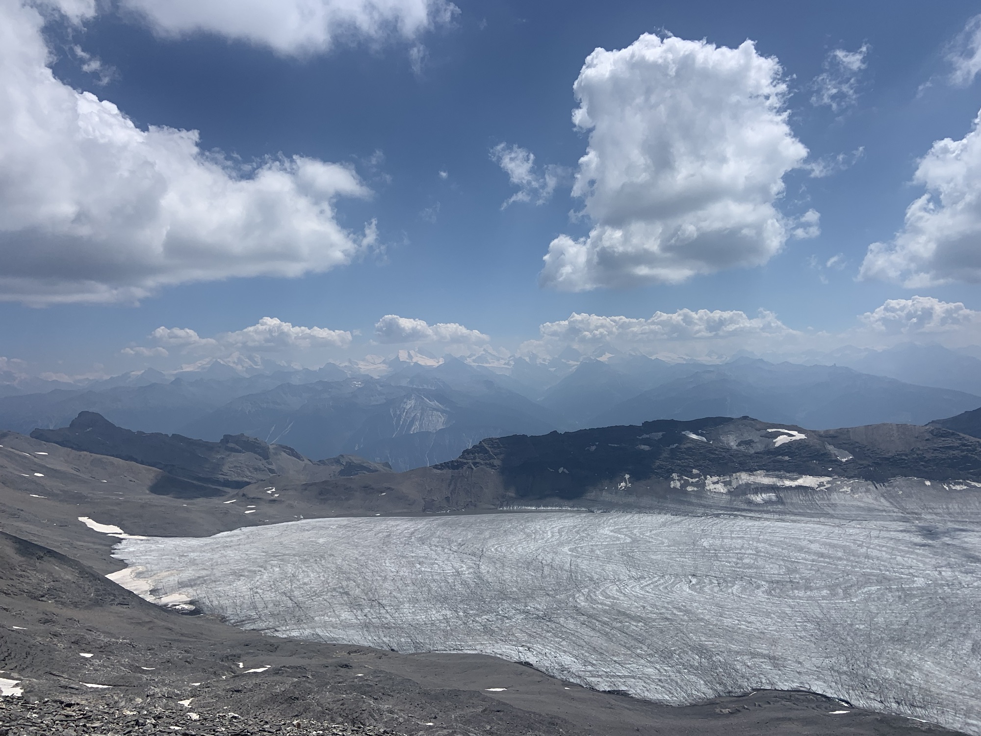 Hiking from Simmenfälle to Wildstrubel